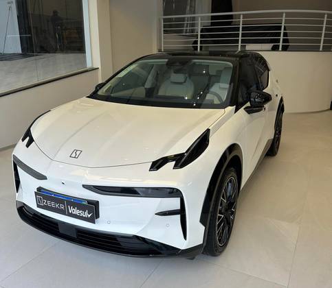 ZEEKR X 66 KW ELÉTRICO FLAGSHIP AWD